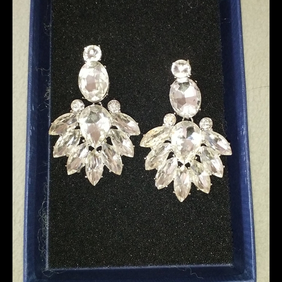 Women earrings 7  airs assorted, - Picture 5 of 7